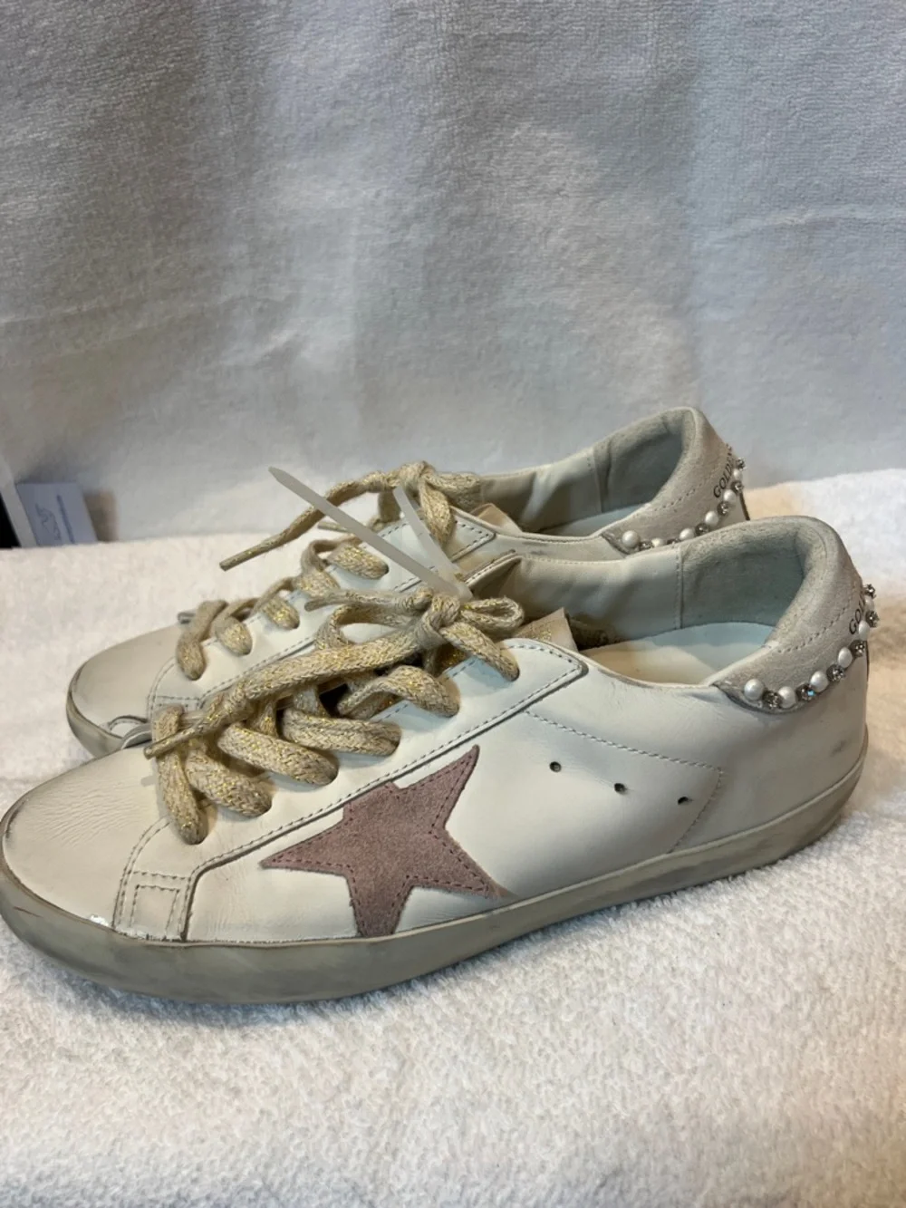 Super-Star Low Top Sneaker (Women) size 38 - Picture 11 of 16